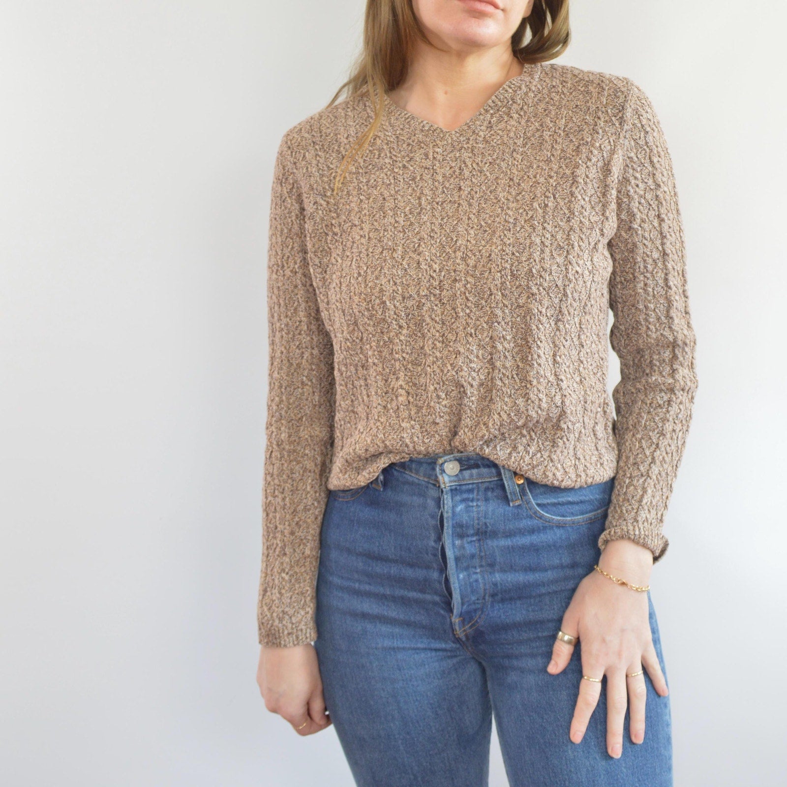 speckled brown and tan v-neck cotton cropped sweater