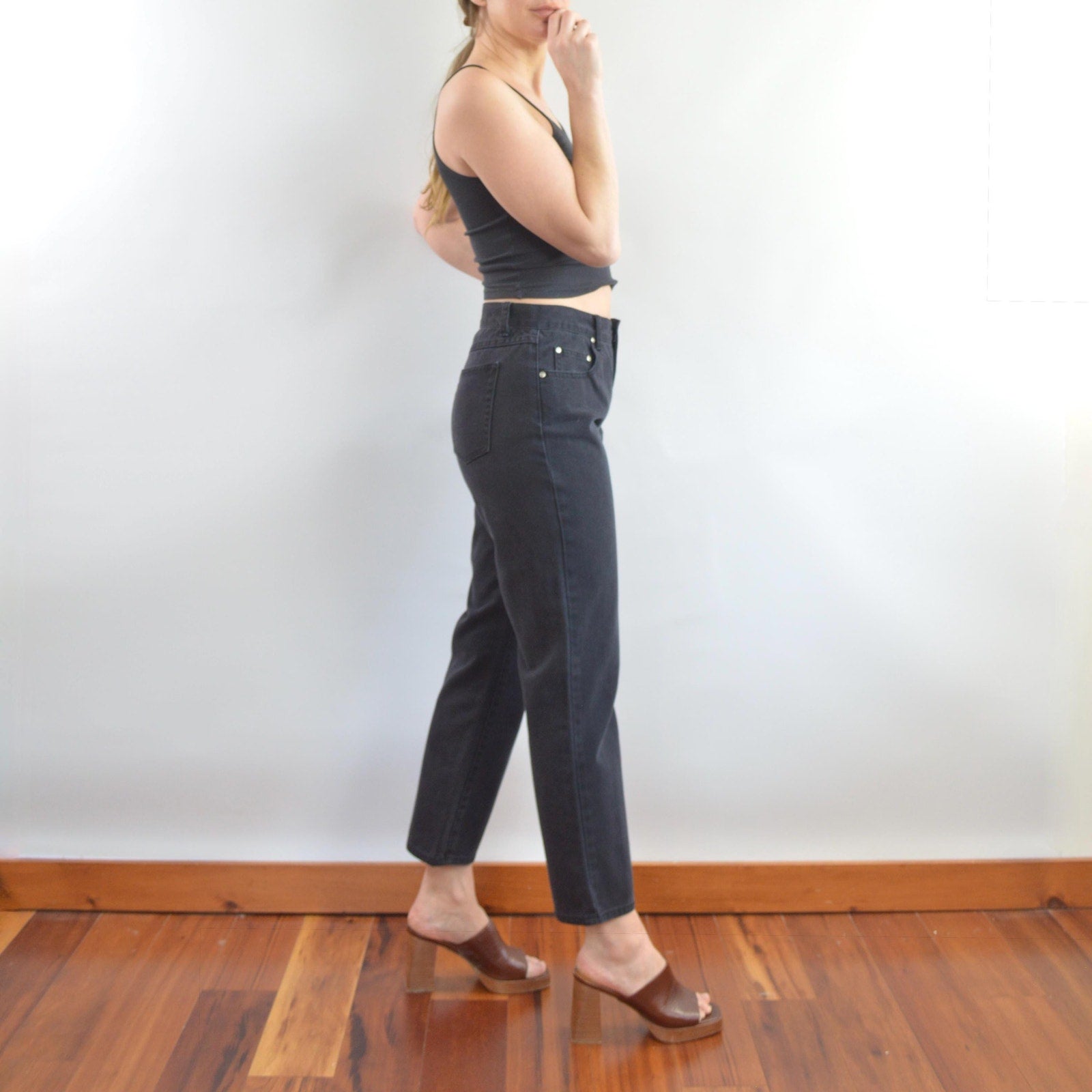 30 x 28 black tapered high waisted LA blues vintage denim
