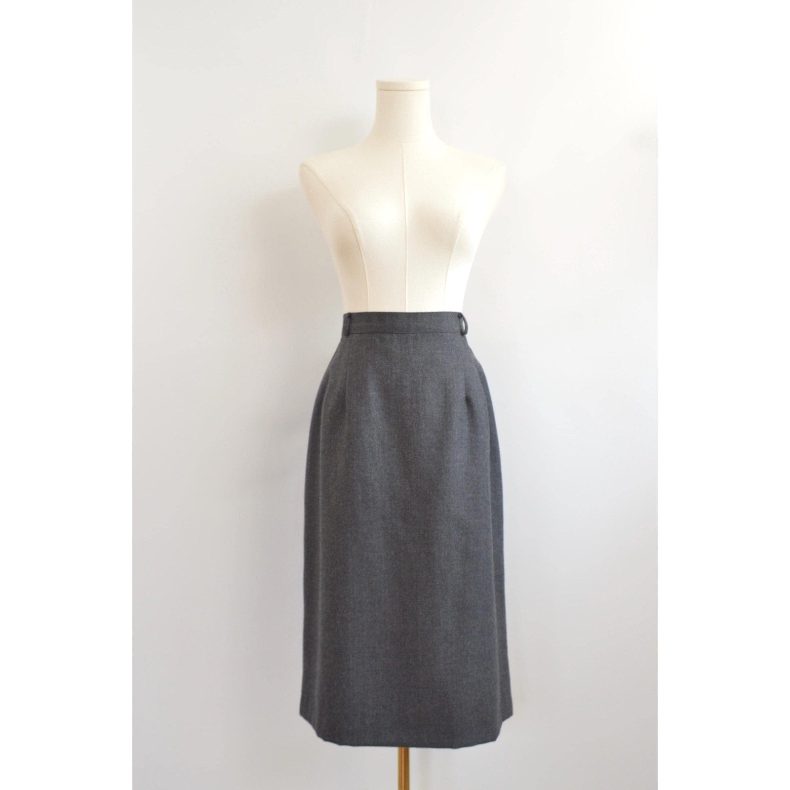 size 12 charcoal gray knee length wool tulip skirt