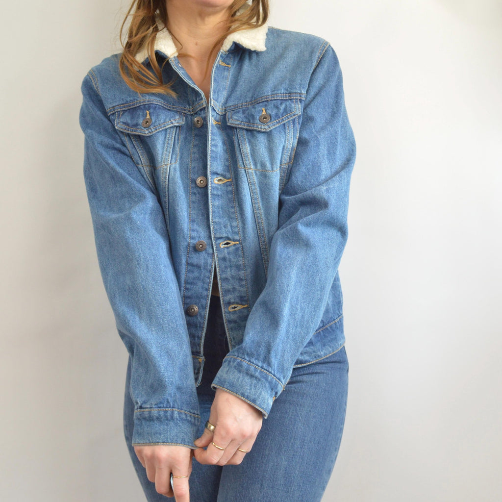 shearling collar cropped arizona jean jacket