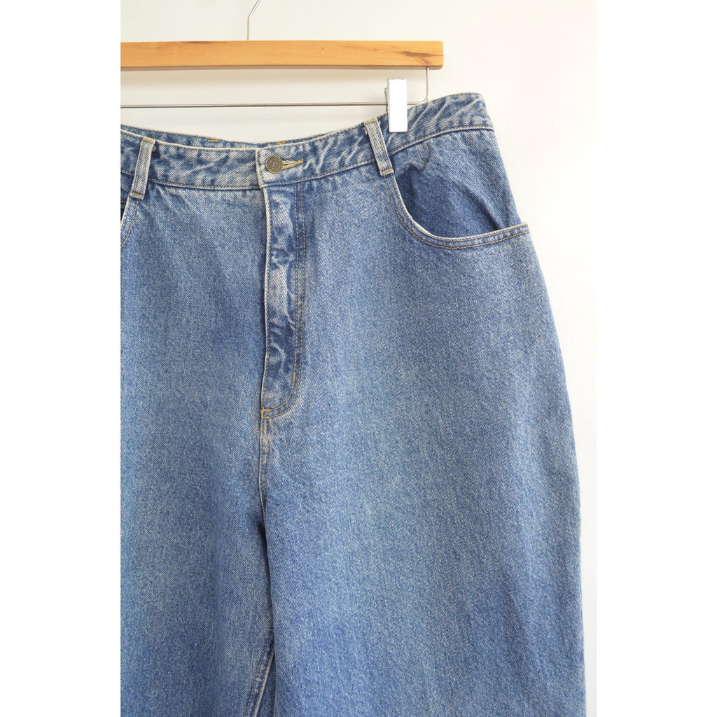 35 x 30 mid wash high rise tapered jeans