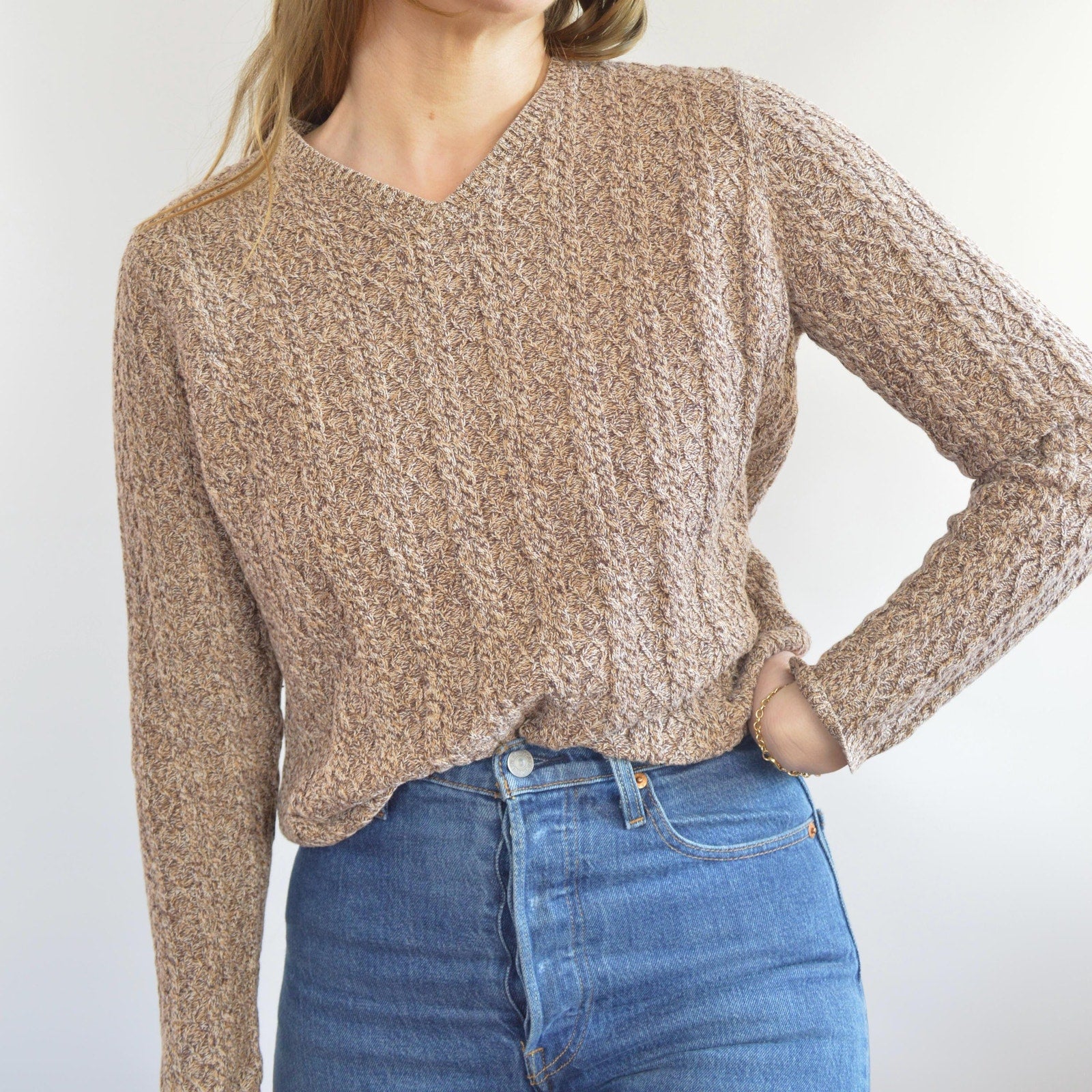 speckled brown and tan v-neck cotton cropped sweater