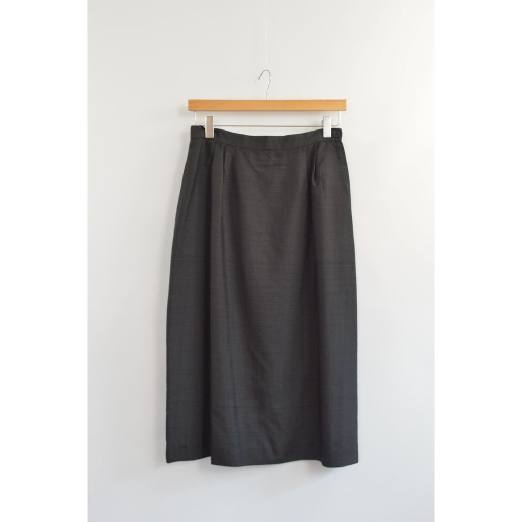 size 6 beautiful pure silk black a line skirt