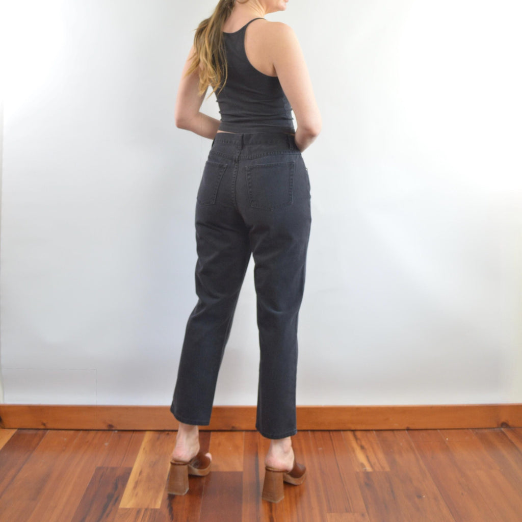 30 x 28 black tapered high waisted LA blues vintage denim