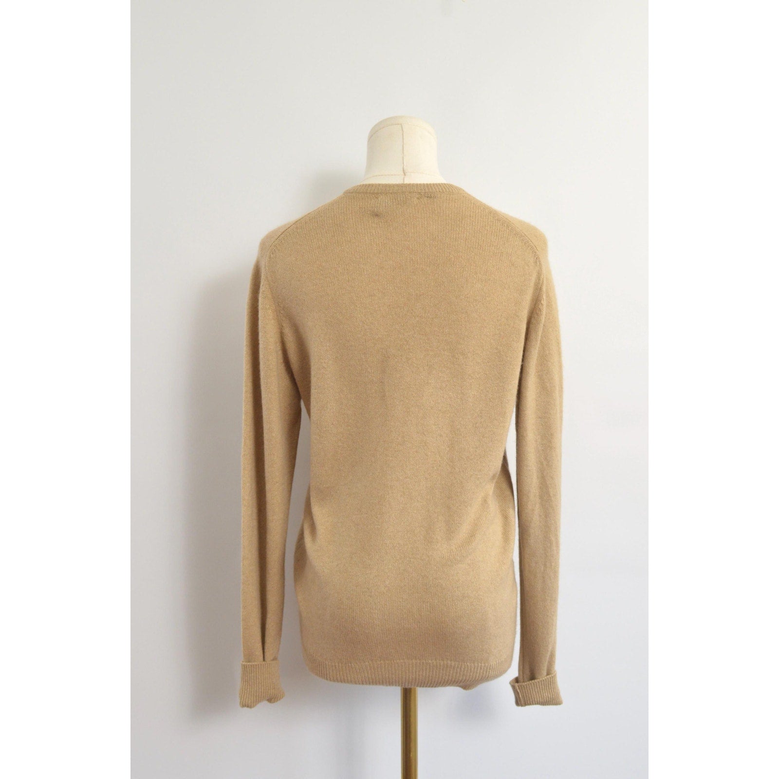 petite camel tan vintage 100% cashmere v neck sweater