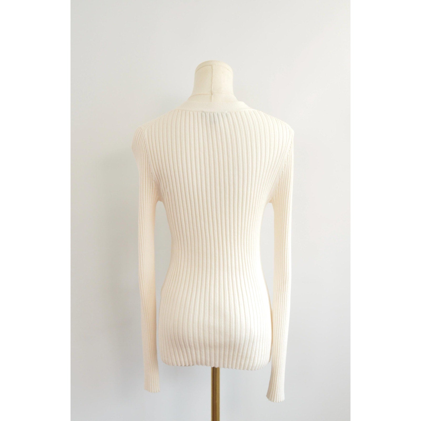 beautiful ann taylor ribbed cardigan