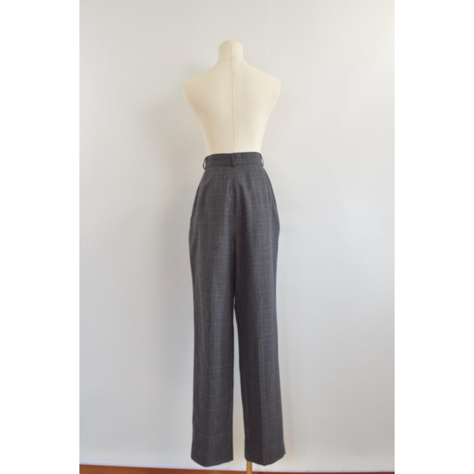 dark gray pure wool vintage andrea vicarro straight leg high waisted pants