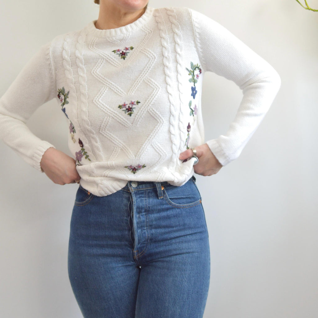 sweet white cropped floral embroidery cable knit crew neck sweater