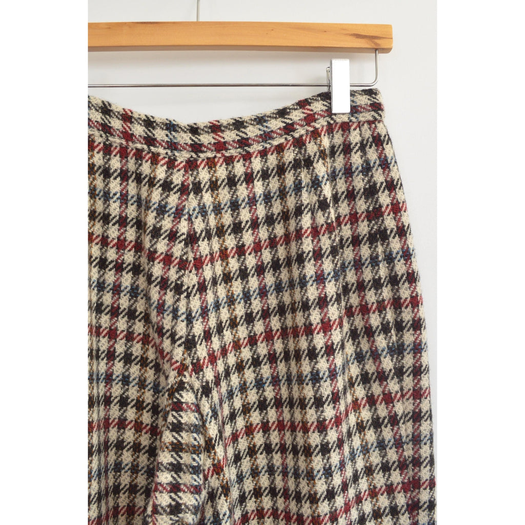 26 x 27 beige and black houndstooth wide leg wool pants