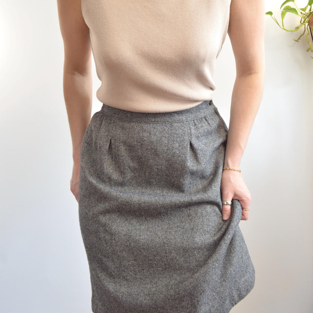 vintage black and white micro stripe pendleton wool skirt size 16