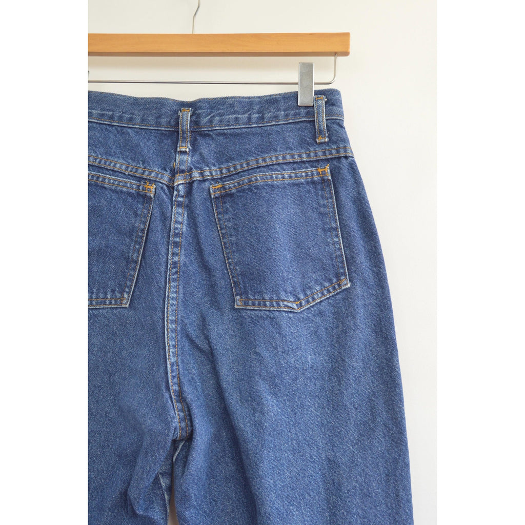 27 x 27.5 dark wash vintage 90’s forenza raw hem straight legs