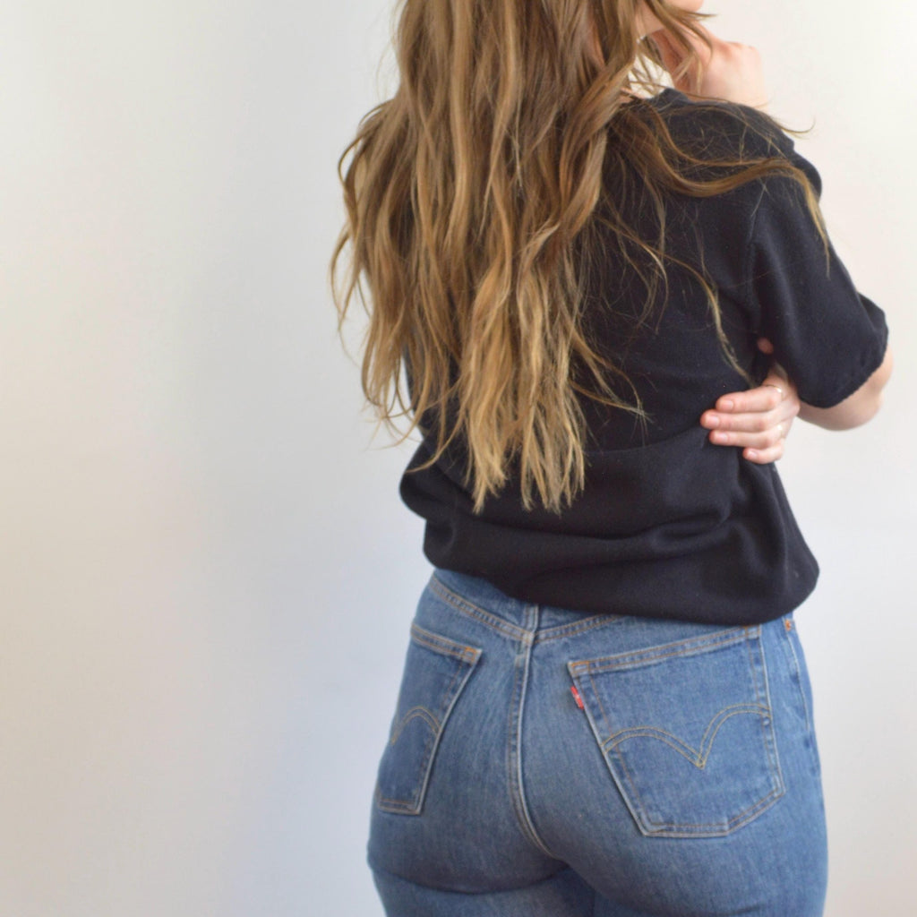 sweet little embroidered vintage black sweater tee