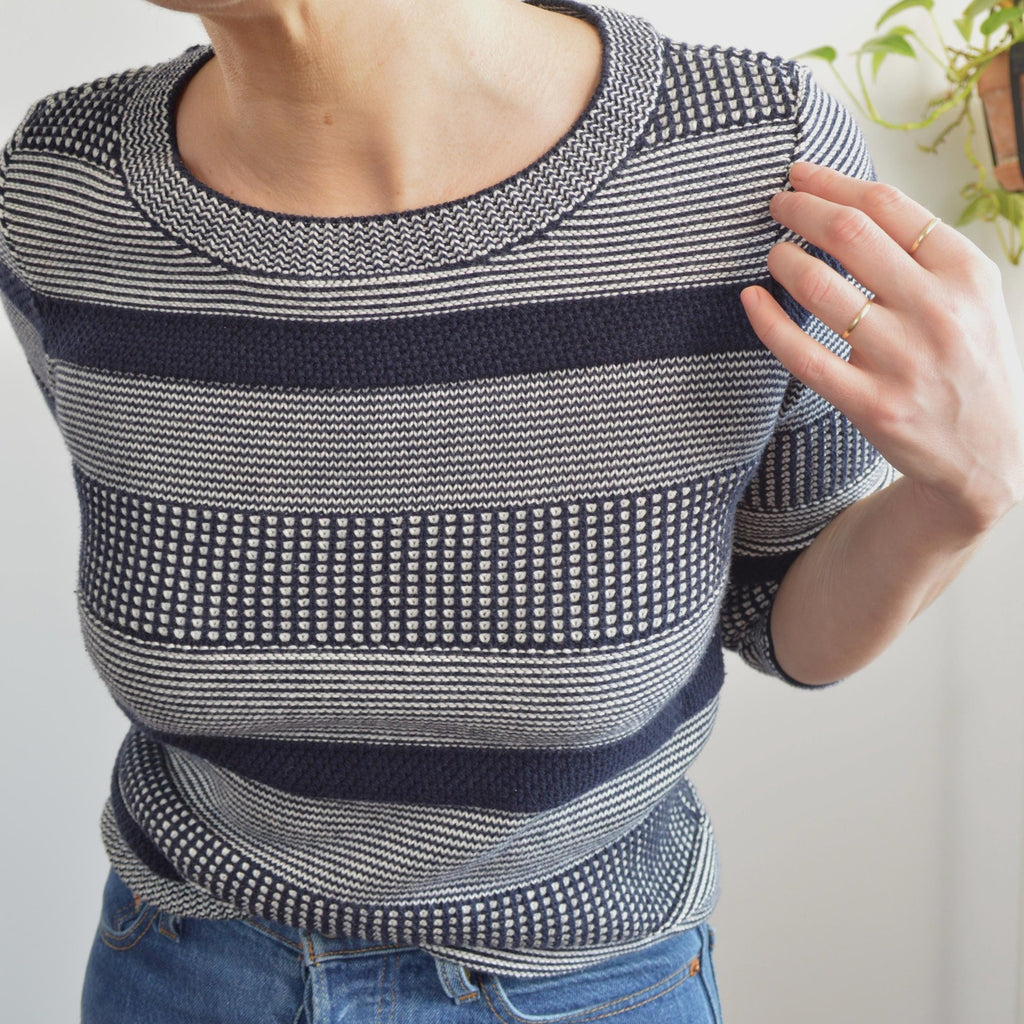 navy and white vintage tommy hilfiger cotton crew neck sweater