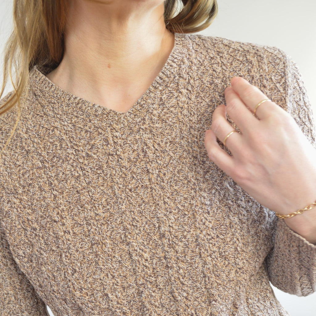 speckled brown and tan v-neck cotton cropped sweater