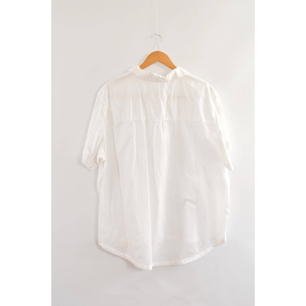 boxy cut 100% cotton white button down top
