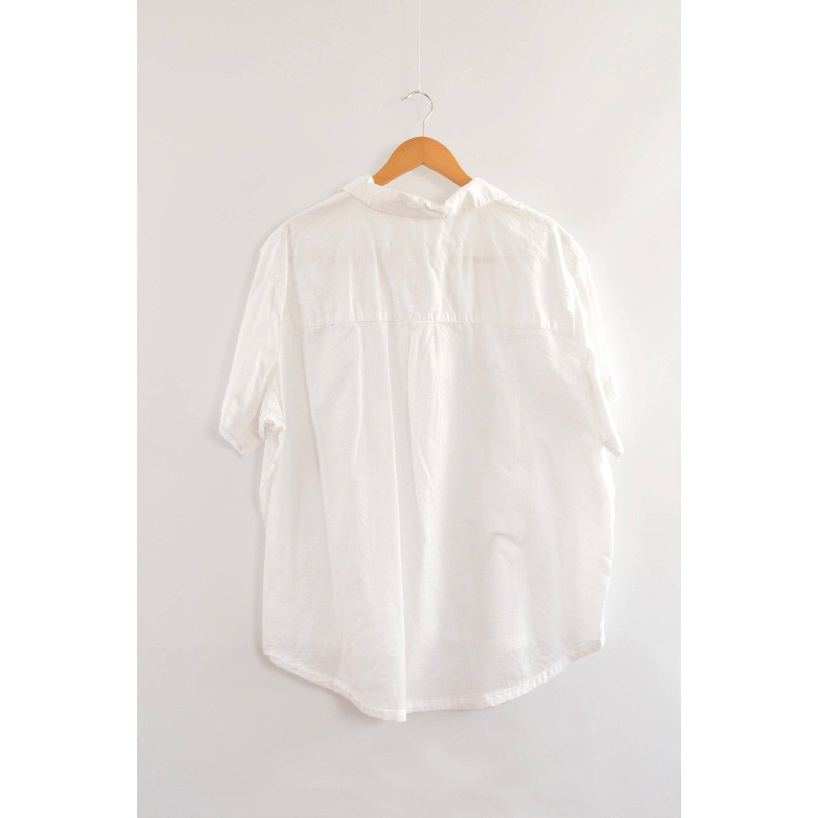 boxy cut 100% cotton white button down top